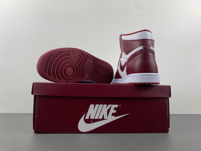 Air Jordan 1 High OG “Team Red”  DZ5485-160