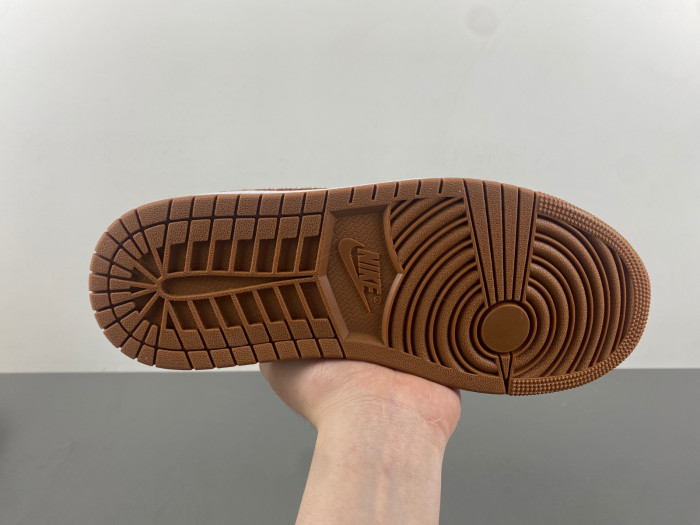 Air Jordan 1 Low SE  FJ3453-200
