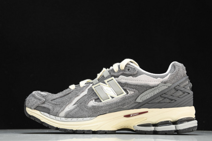 New Balance 1906
