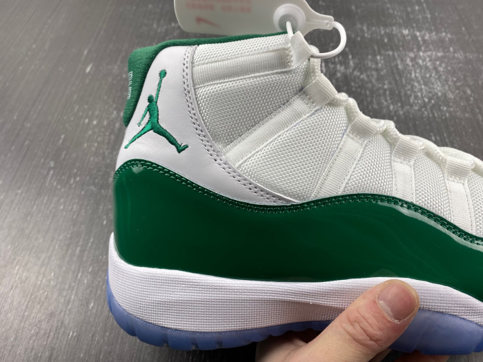 Air Jordan 11  CT8012-113