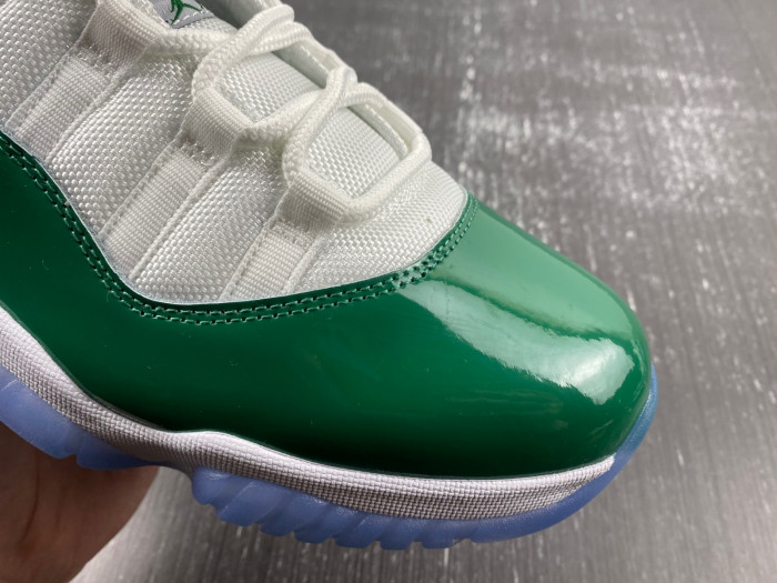 Air Jordan 11  CT8012-113