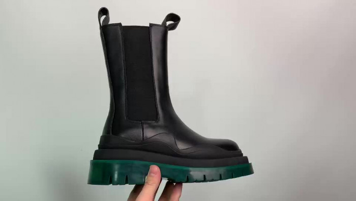 bo*te*ga Ve*ne*ta sneaker