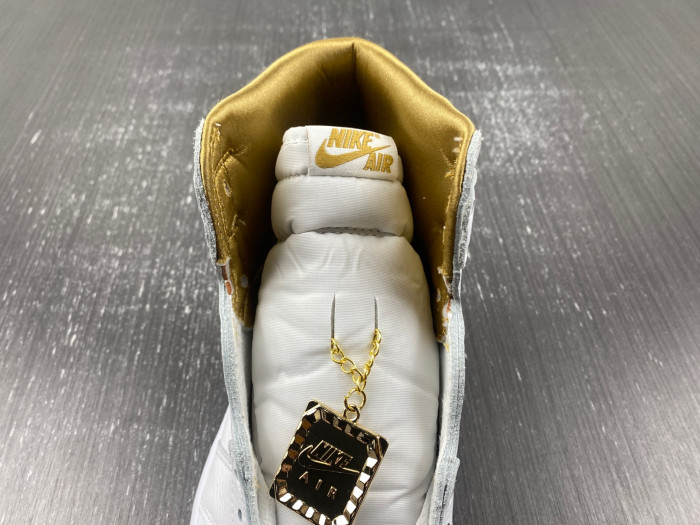 Air Jordan 1 Retro HI OG  FD2596-107