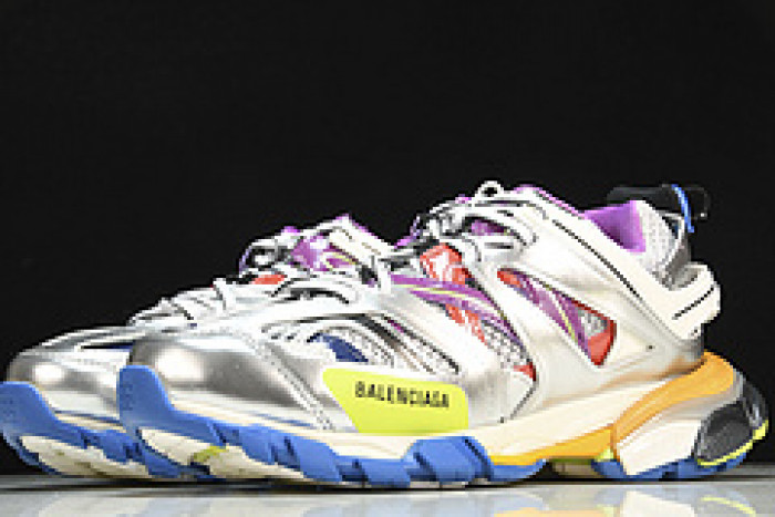 BLEN TRACK