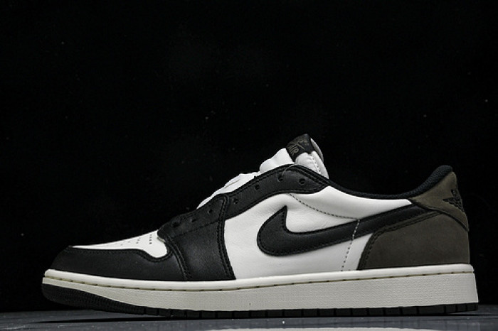 Air Jordan 1 Low OG “Mocha”  CZ0790-102