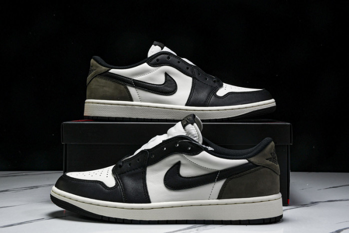 Air Jordan 1 Low OG “Mocha”  CZ0790-102