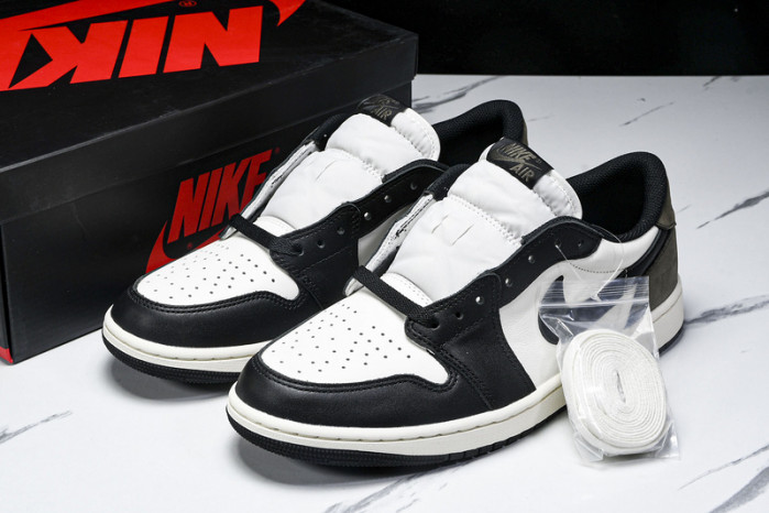 Air Jordan 1 Low OG “Mocha”  CZ0790-102