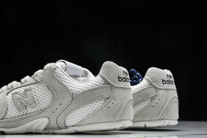 New Balance Miu