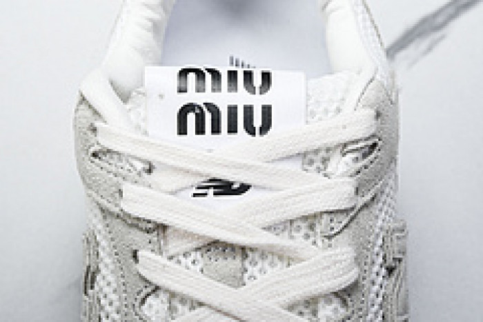 New Balance Miu