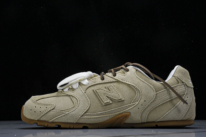 New Balance Miu