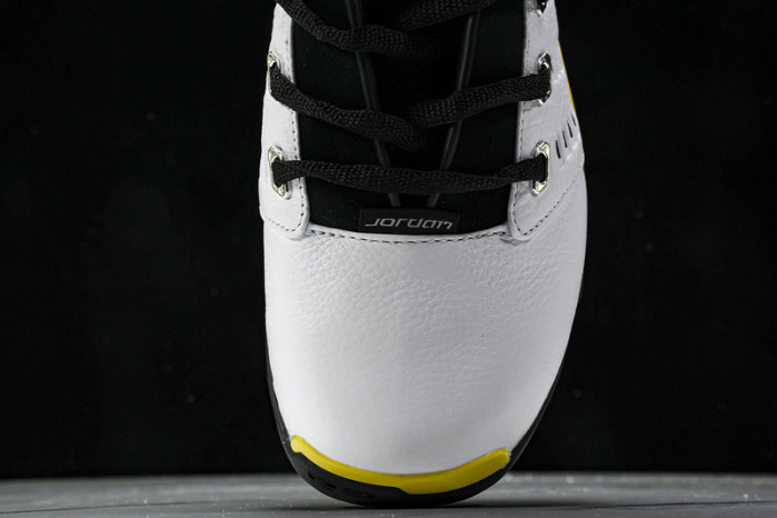 Air Jordan 17 Low “Lightning”  FJ0395-100