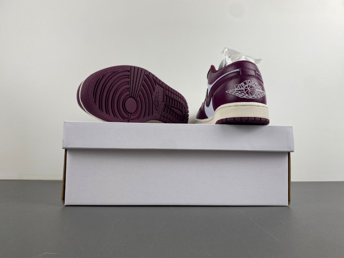 Air Jordan 1 Low  DC0774-161
