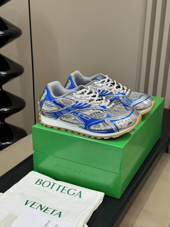 bo*te*ga Ve*ne*ta sneaker