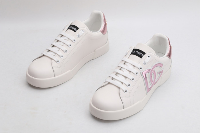 DG sneaker