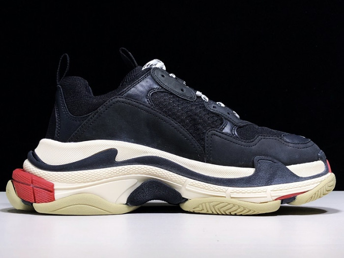 BLEN Triple S Black White Red 483513-W06E1-1000