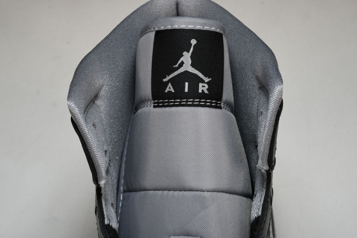 WMNS Air Jordan Mid SE  FB9832-002