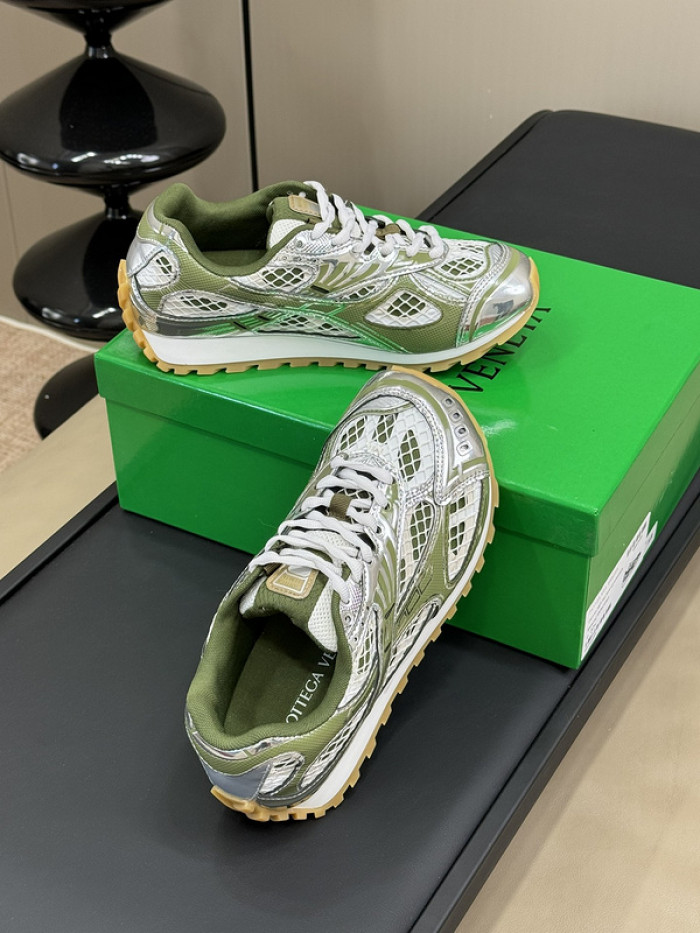 bo*te*ga Ve*ne*ta sneaker