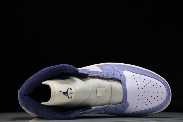 Air Jordan 1 Mid "Sky Purple"  DZ3745-500