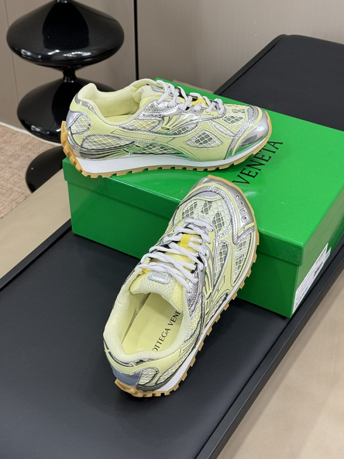 bo*te*ga Ve*ne*ta sneaker