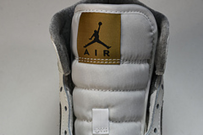 Air Jordan 1 Mid SE(GS)  FB9899-100