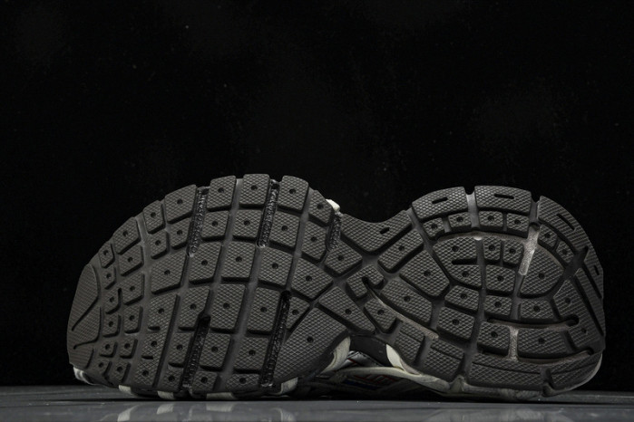 BLEN  Phantom Sneaker 778698 W3XLL 0525