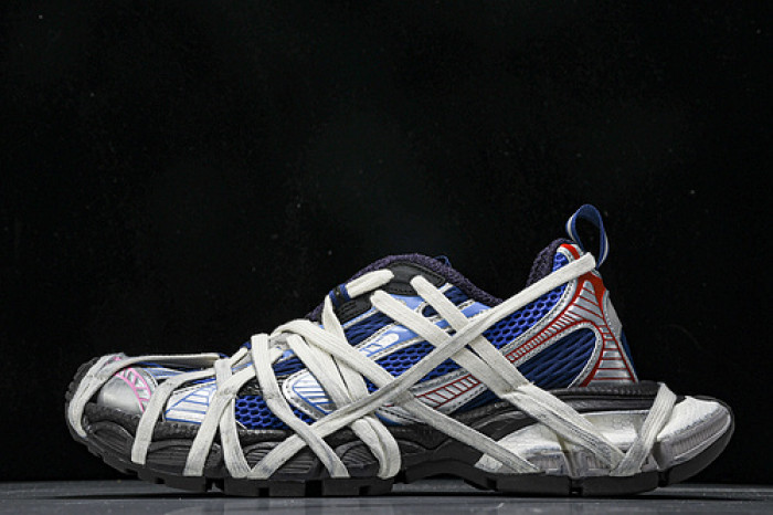 BLEN  Phantom Sneaker 778698 W3XLL 0525