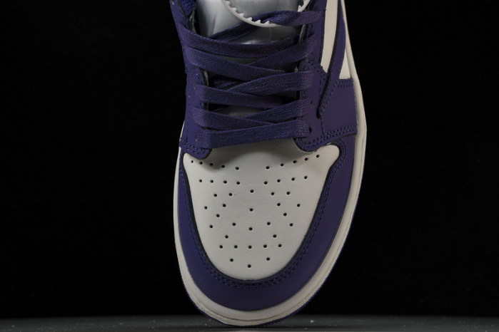 Travis Scott x Air Jordan 1 Low OG  DM7890-386
