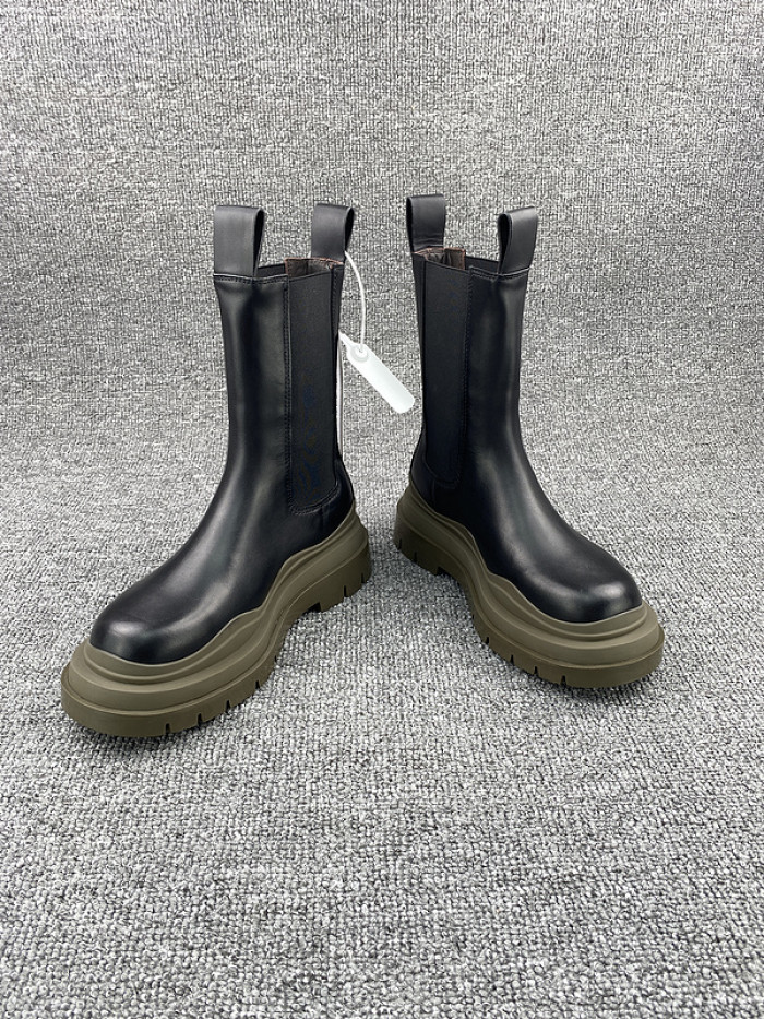 bo*te*ga Ve*ne*ta sneaker