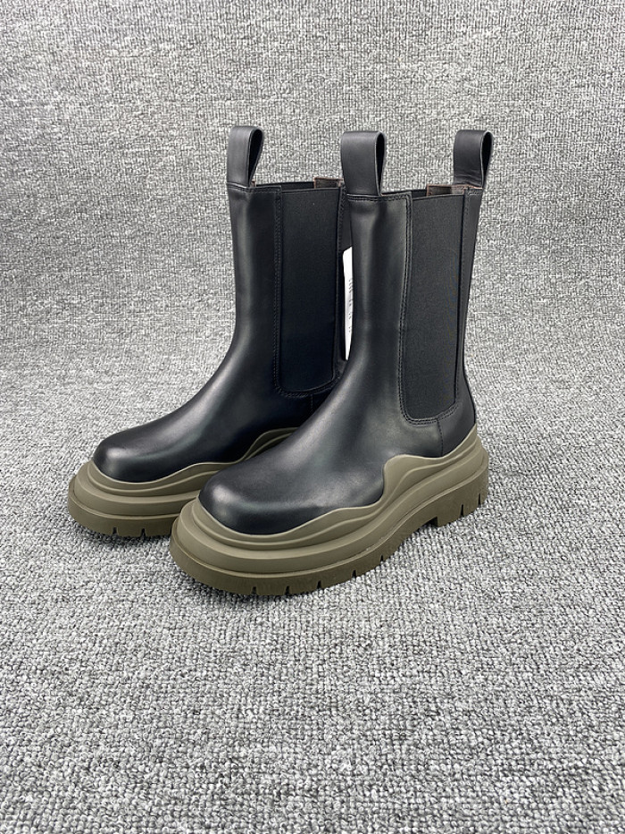 bo*te*ga Ve*ne*ta sneaker