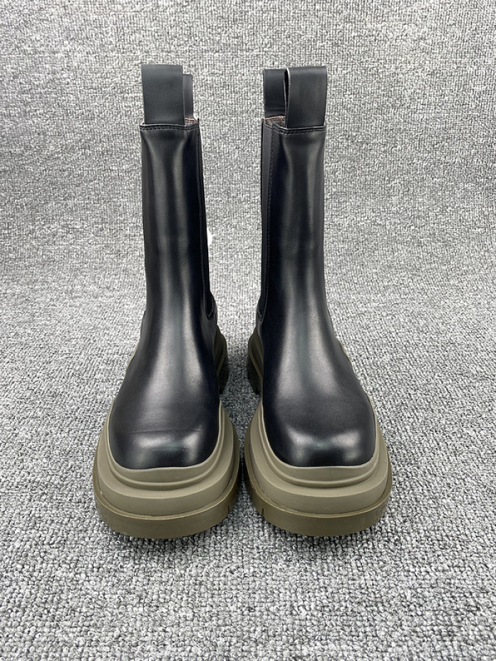 bo*te*ga Ve*ne*ta sneaker