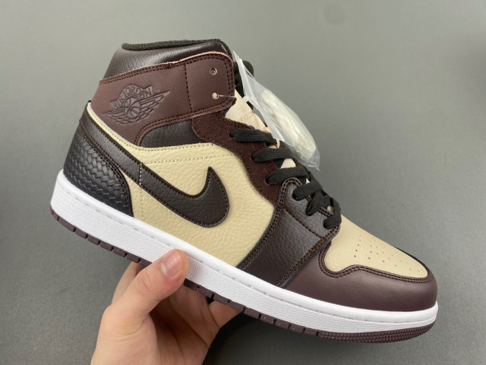 Air Jordan 1 Mid SE  FZ4359-200