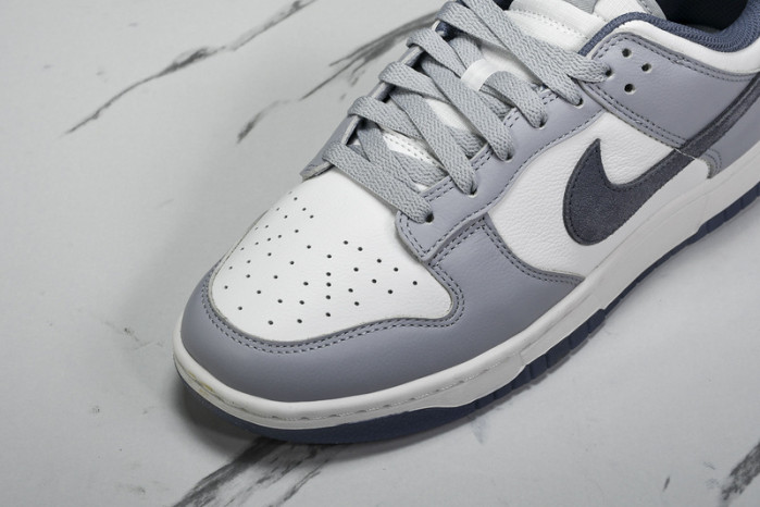 Nk Dunk Low "Light Carbon"​  FJ4188-100