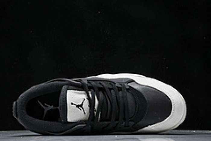Air Jordan 4 Retro  912853-783902