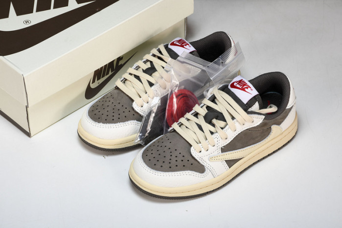 KIDS AIR JORDAN 1 X TRAVIS SCOTT TS  DO5442-162