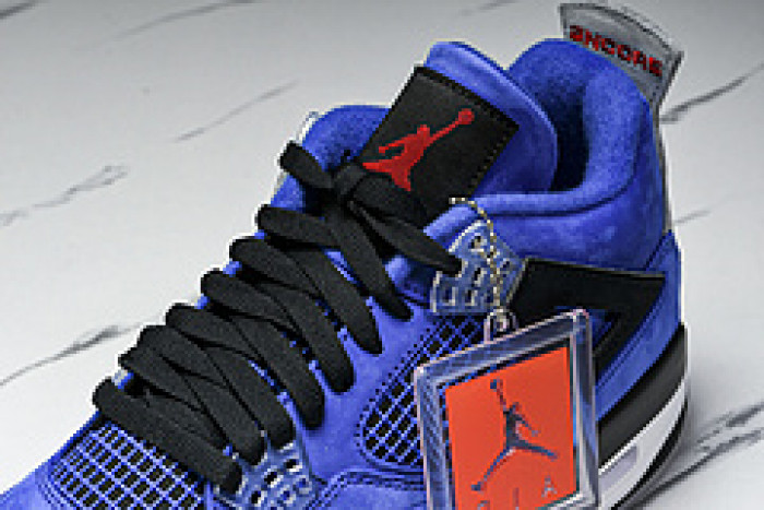 Air Jordan 4 Retro  912853-783902