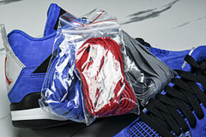 Air Jordan 4 Retro  912853-783902
