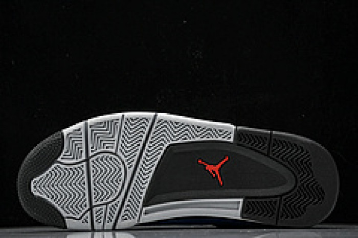 Air Jordan 4 Retro  912853-783902