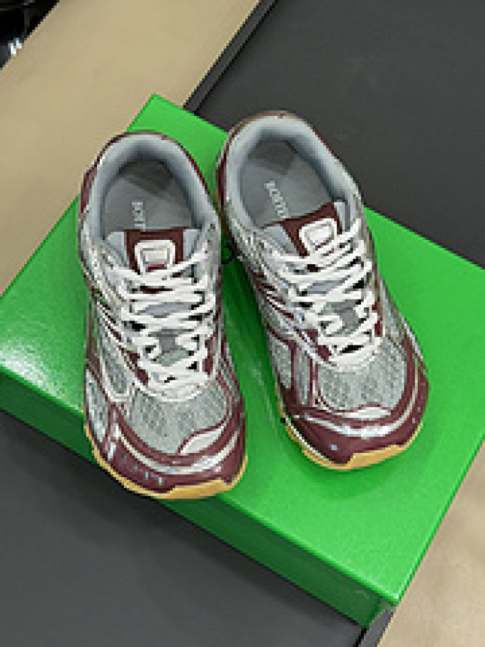bo*te*ga Ve*ne*ta sneaker