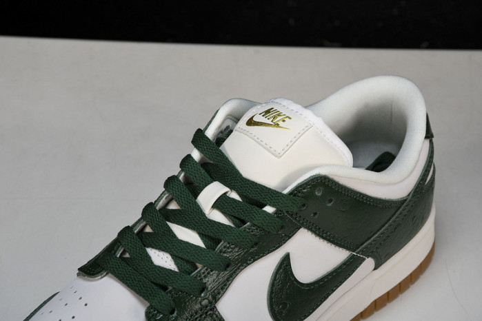 Nk Dunk Low "Gorge Green"  FJ2260-002