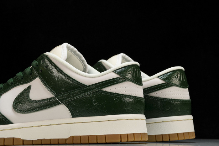 Nk Dunk Low "Gorge Green"  FJ2260-002