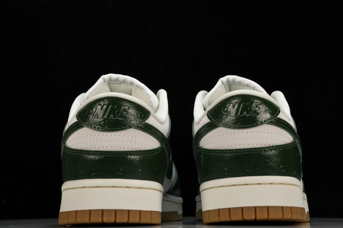Nk Dunk Low "Gorge Green"  FJ2260-002