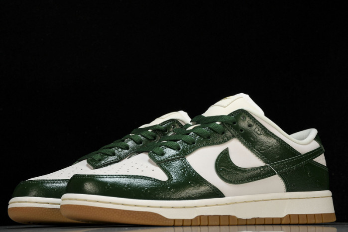 Nk Dunk Low "Gorge Green"  FJ2260-002