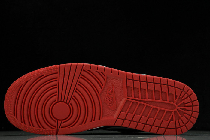 Air Jordan 1 Mid  DQ8426-006