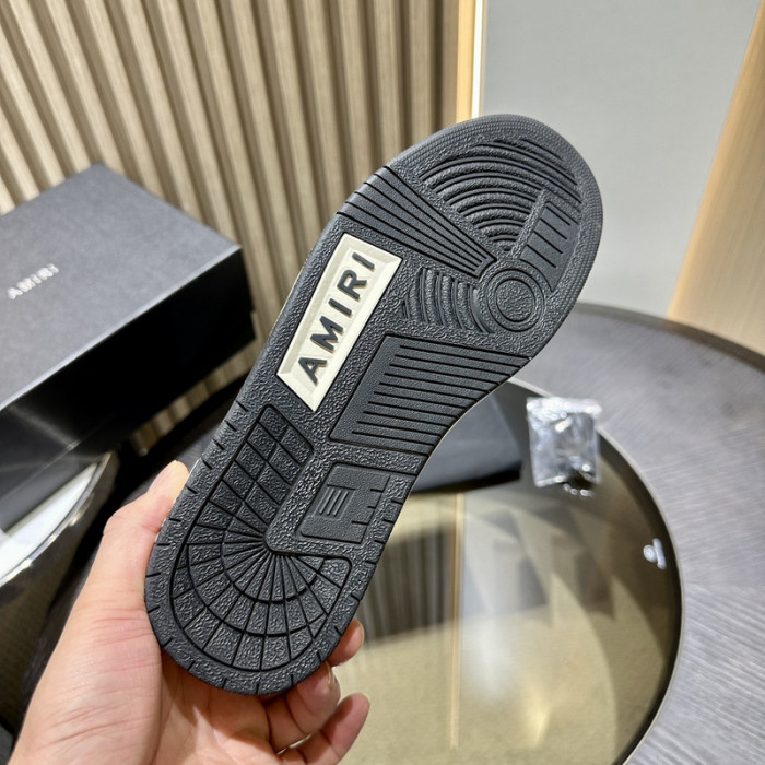 AM1R1 SNEAKERS
