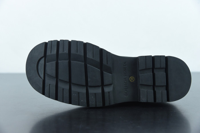 bo*te*ga Ve*ne*ta sneaker