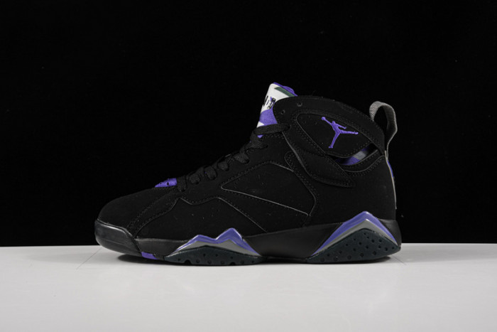 AIR JORDAN 7 RETRO