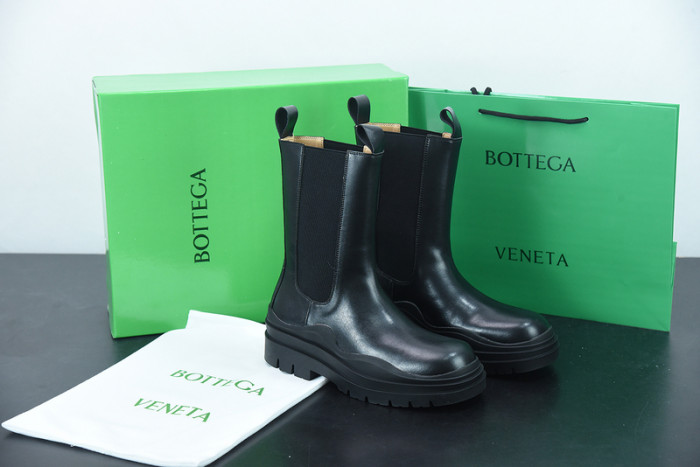 bo*te*ga Ve*ne*ta sneaker