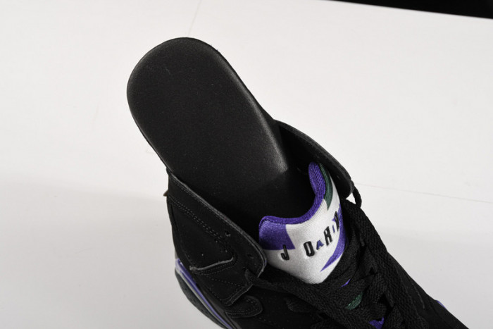 AIR JORDAN 7 RETRO