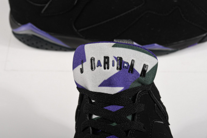 AIR JORDAN 7 RETRO