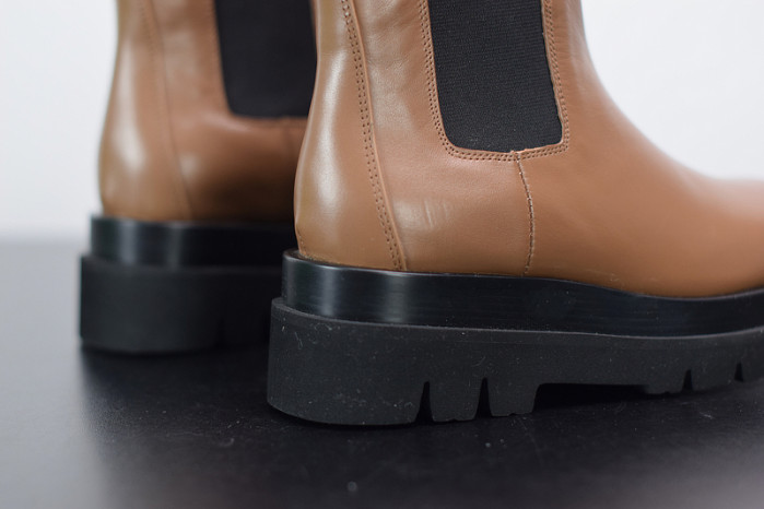 bo*te*ga Ve*ne*ta sneaker